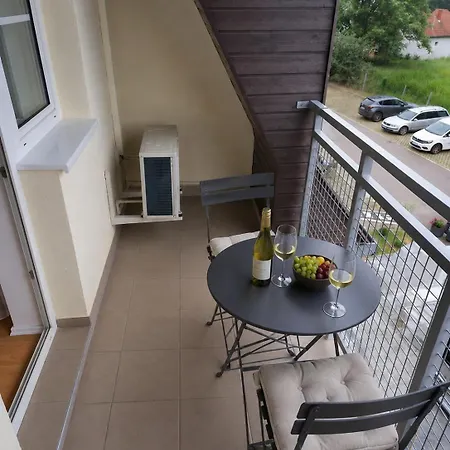 Holdvirag Apart Otel 4*