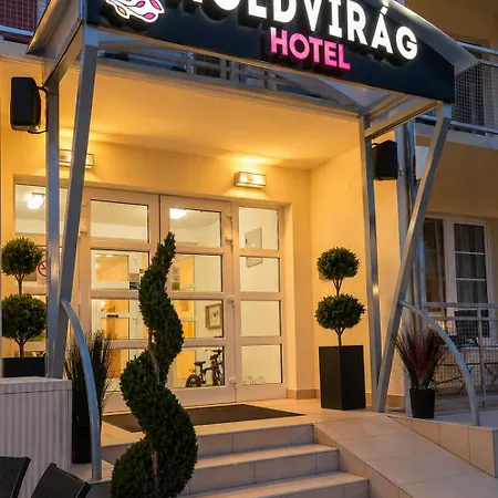 Holdvirag Apart Otel