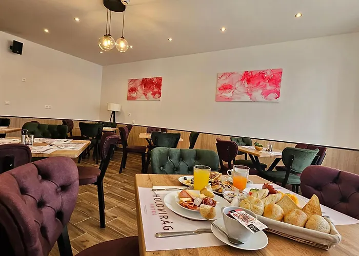 Holdvirag Апарт-отель Шарвар